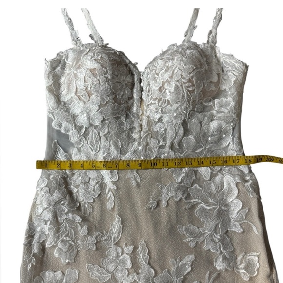 Essense if Australia, Cathedral Train Lace  Wedding Gown - Picture 9 of 12